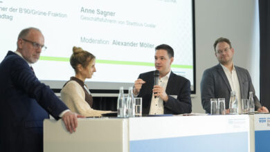 Diskutieren in Hannover (von links): Alexander Möller, Elke van Zadel, Marcel Scharrelman und Stephan Christ. | Foto: VDV/Kai-Uwe Knoth