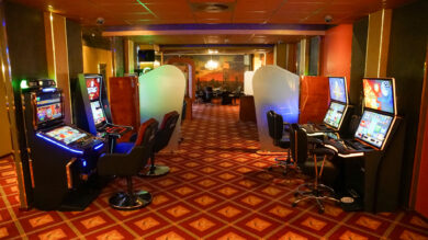 Ordnung muss sein in deutschen Spielhallen: Der Mindestabstand zwischen den Geräten ist ebenso vorgegeben wie die Höchstanzahl. | Foto: Link