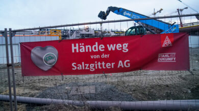 Ein Konsortium um Bauunternehmer Günter Papenburg greift nach der Macht bei der Salzgitter AG. Die Beschäftigten sind alarmiert. | Foto: Link