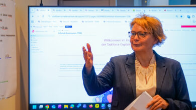 Daniela Behrens besucht die Taskforce Digitalisierung im Gebäude von IT.Niedersachsen. | Foto: Link