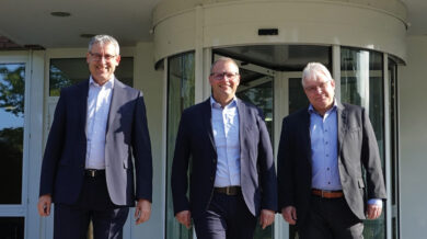 Harz-Energie-Chef Konrad Eichner (von links) mit Jens Steinhoff und DIrk Schaper. | Foto: Harz Energie