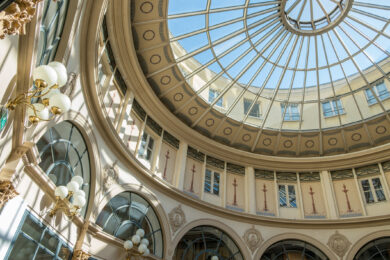 Die Galerie Colbert ist eine Pariser Passage von 1827. Heute gehört sie der Nationalbibliothek. | Foto: Antoine2K via GettyImages