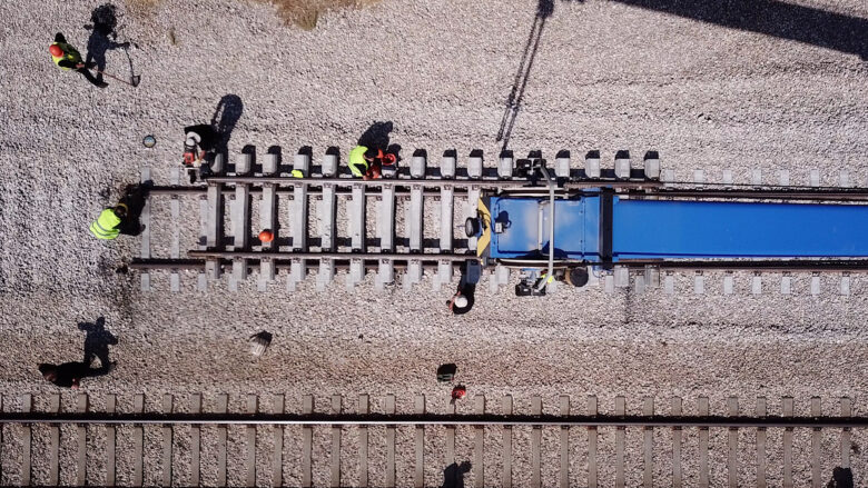 Wie wird der Engpass auf der Schiene zwischen Hamburg und Hannover behoben? Die Signale stehen auf Neubau statt Runderneuerung. | Foto: MagioreStock via Getty Images
