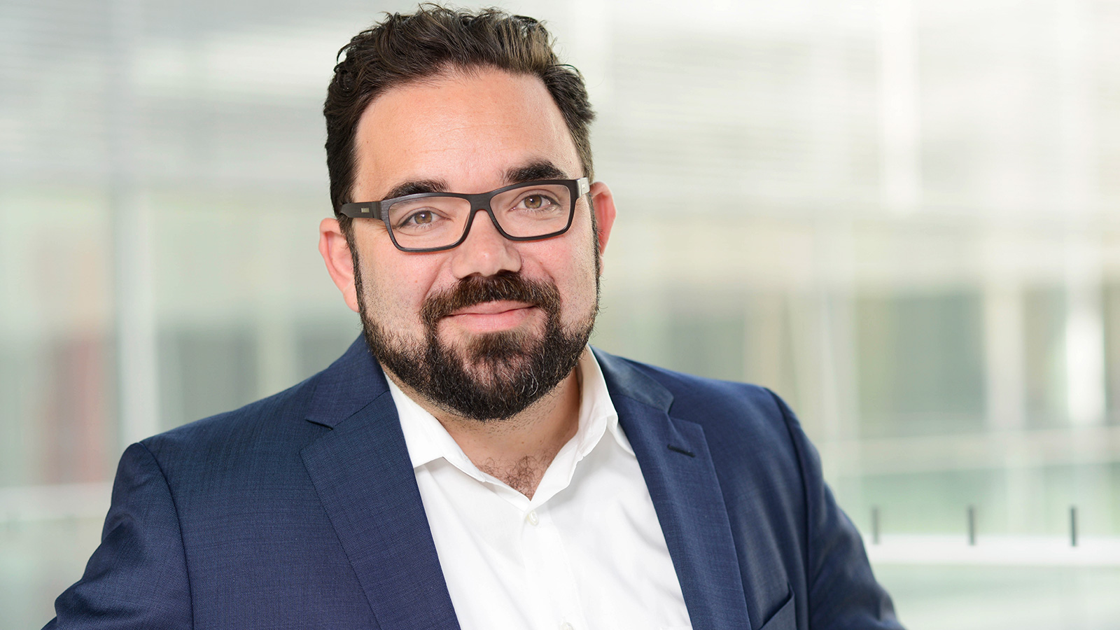Gr nen Bundestagsabgeordneter Christian K hn Soll Neuer BASE Pr sident gr-nen-bundestagsabgeordneter-christian-k-hn-soll-neuer-base-pr-sident