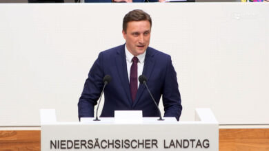 Angriffslustig: Sebastian Lechner. | Foto: Plenar-TV