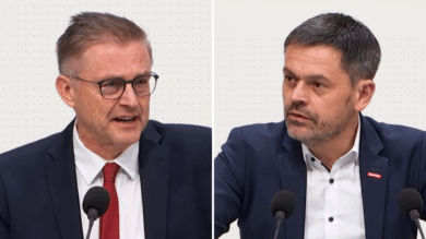 Streiten im Landtag: Frank Henning (links) und Chrisitan Frölich. | Foto: Plenar-TV