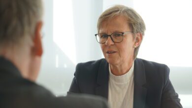 Klaus Wallbaum im Gespräch mit Monika Scherf | Foto: Lada