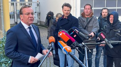 Niedersachsens Innenminister übernimmt das Verteidigungsressort – wer folgt ihm hier?