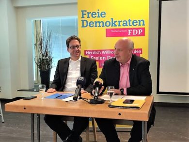 FDP: Der Ausbau des Glasfasernetzes muss verstaatlicht werden