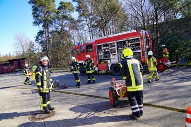 Streit um die Feuerwehr: Ausbildung soll in die Kommunen – doch das weckt Kritik