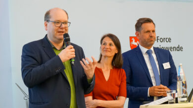 Umweltminister Meyer ändert Vorgaben für Freiflächen-Solaranlagen in Niedersachsen