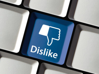 Datenskandal: Senkt die Landesregierung den Daumen für eigene Facebookseiten?