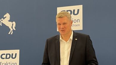 CDU-Politiker Thiele fühlt sich in seinen Rechten verletzt und klagt in Bückeburg