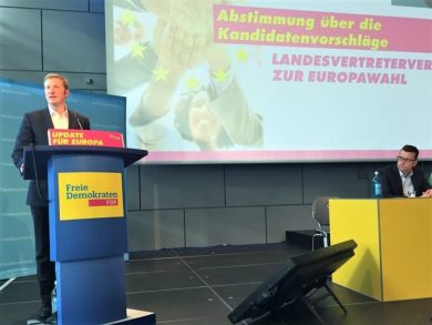 FDP-Parteitag: Ein Spitzenkandidat und ein „Sieger der Herzen“