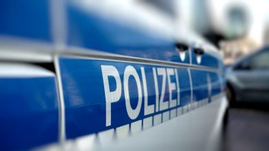 Polizei ermittelt gegen ein Mitglied der verbotenen „Artgemeinschaft“ in Niedersachsen
