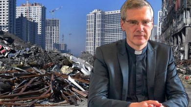 Hildesheimer Bischof: „Putin lästert Gott und instrumentalisiert die Kirche“